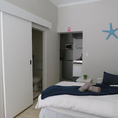 Cbs Accommodation Mossel Bay Exterior photo